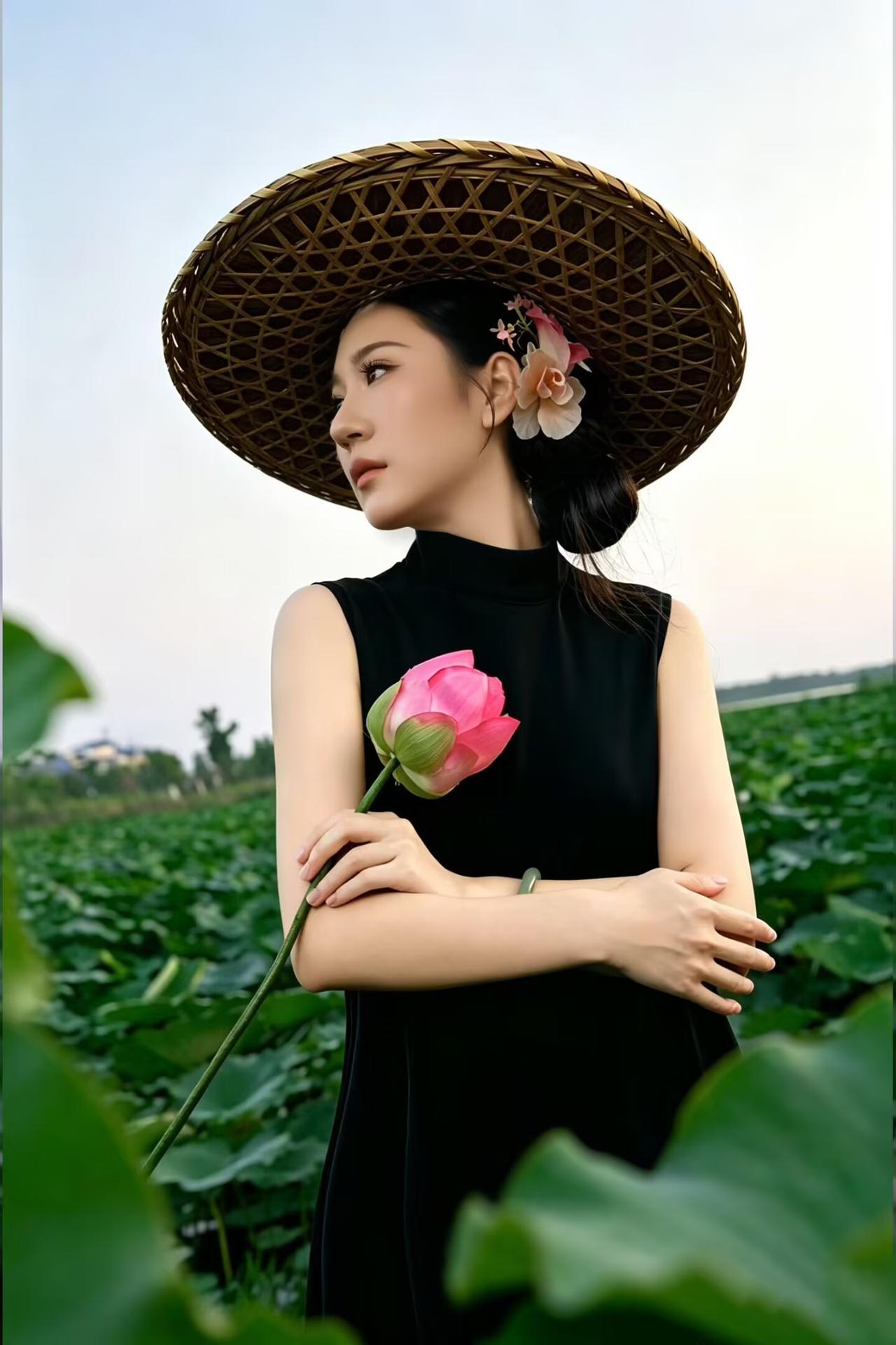 成人世界的第一项技能：藏话。想尽办法掩藏自己的真实信息，因为他人永远不缺乏整你的