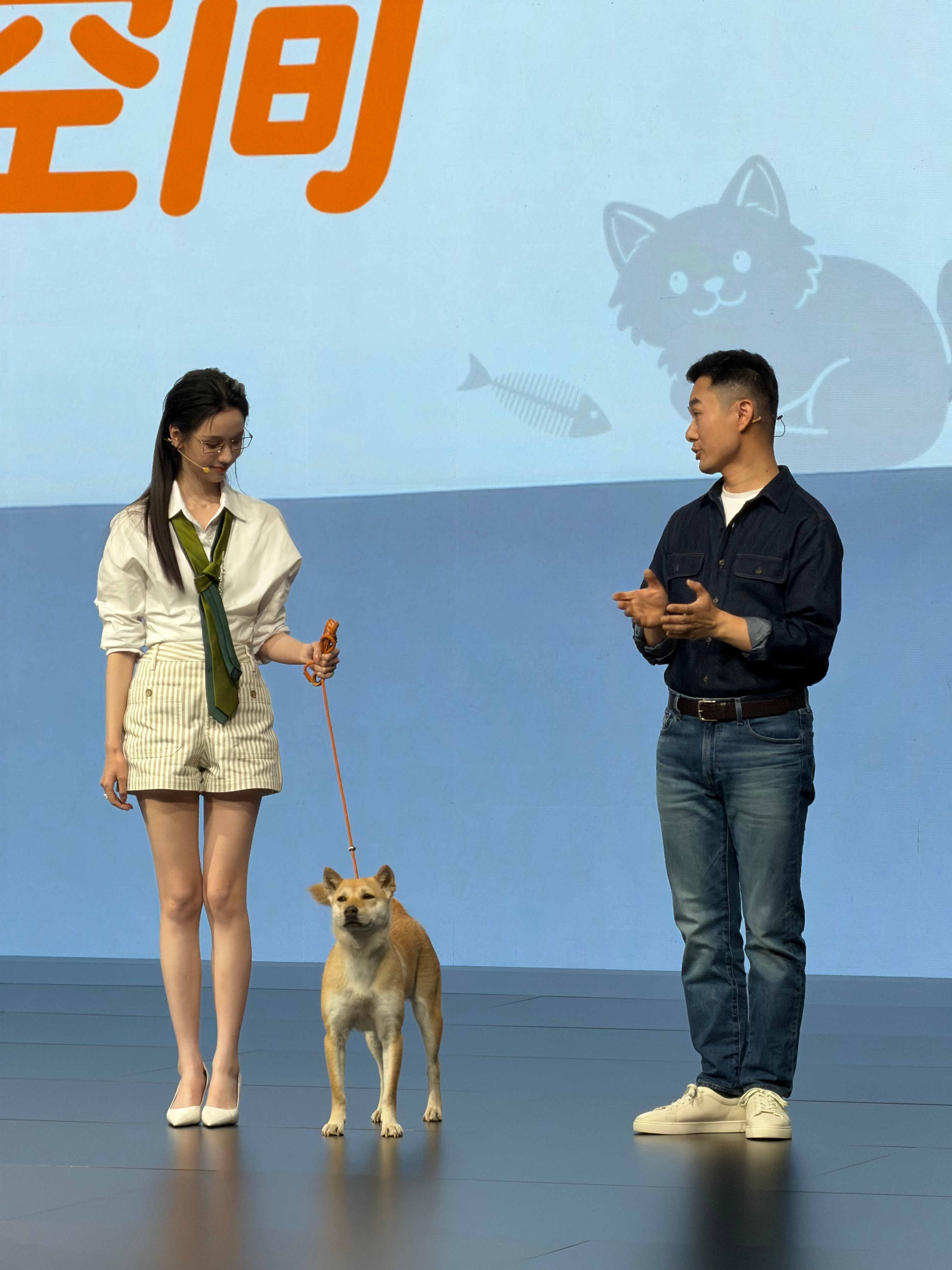 零跑A10在宠物友好这件事上，做得很用心。从设计阶段就考虑到养宠家庭，细节很贴心