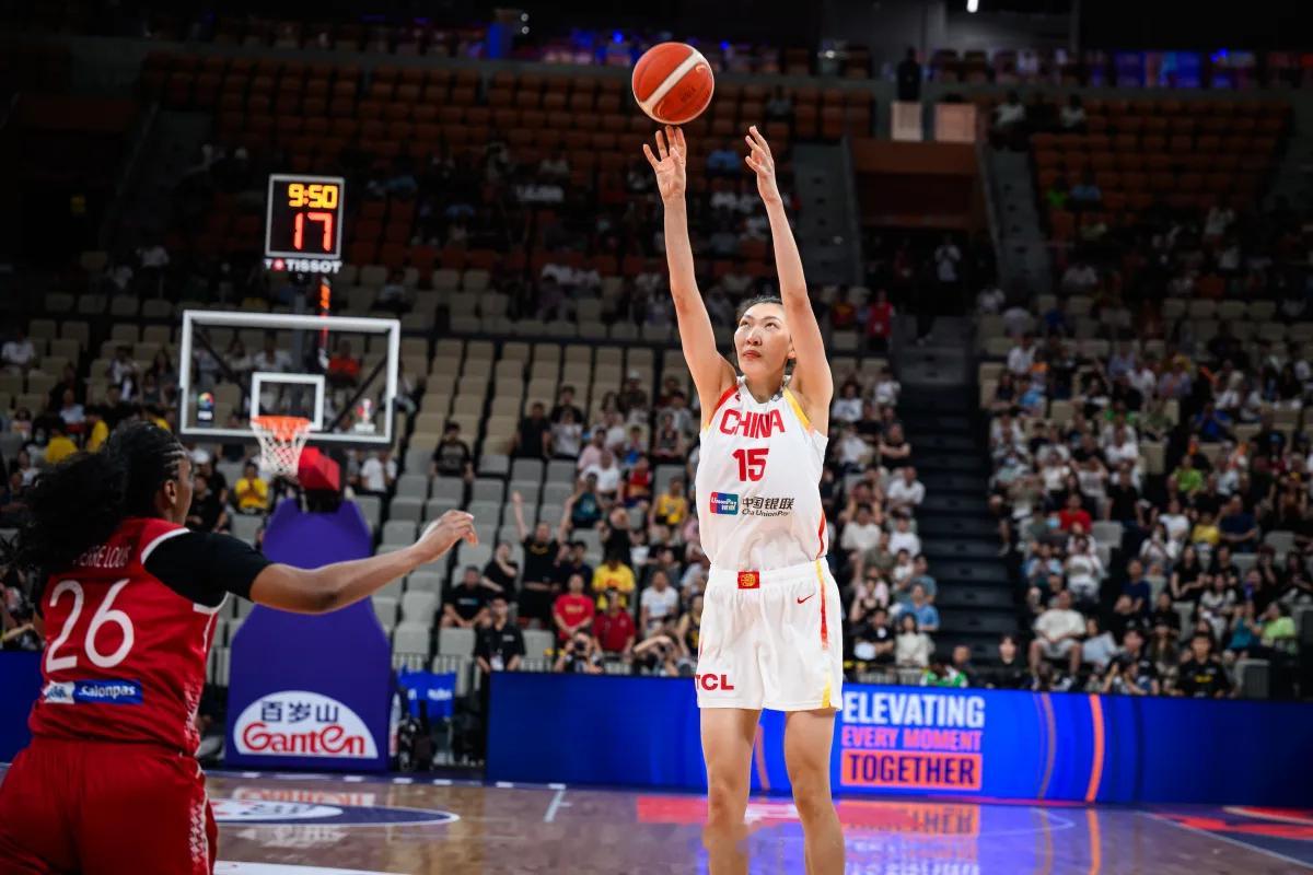 下一场，15号，中韩大战中国女篮51分大胜印尼女篮 ​​​