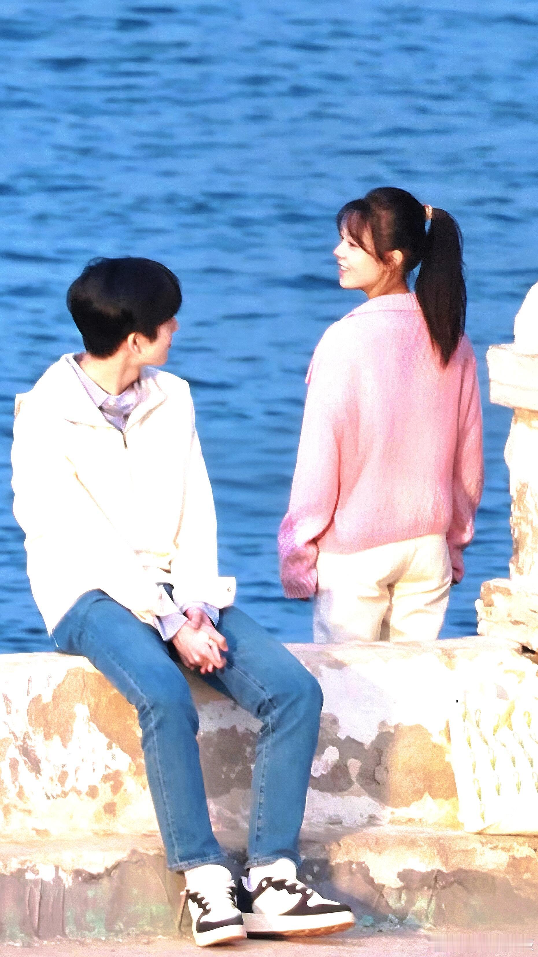 是谁的cp🥹阳光大海和少男少女怎么这么配[给你小心心][给你小心心]#今夕赫夕