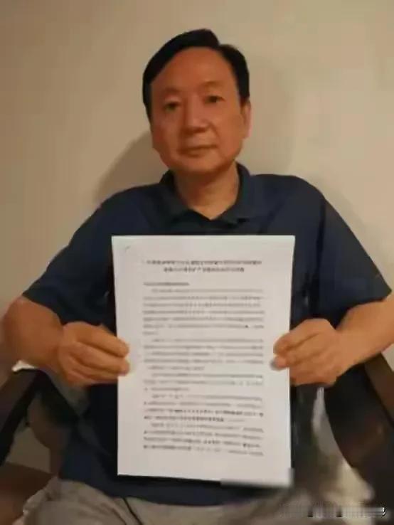 这些年有的举报人长期举报不堪压力自杀，反映出保护举报人合法权益以及建立健全举报处