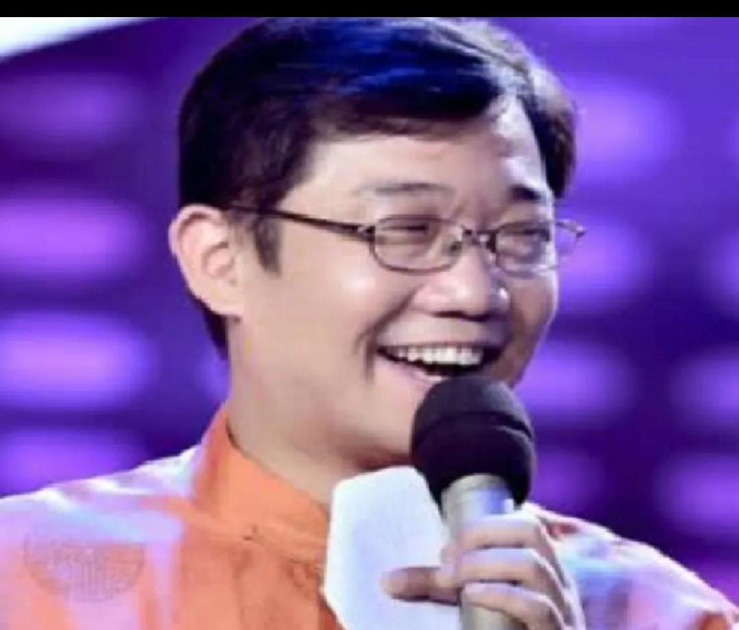 大兵，原名任军 生于湖南长沙。他毕业于湖南师范大学音乐系，师承李金斗。曾与奇志是