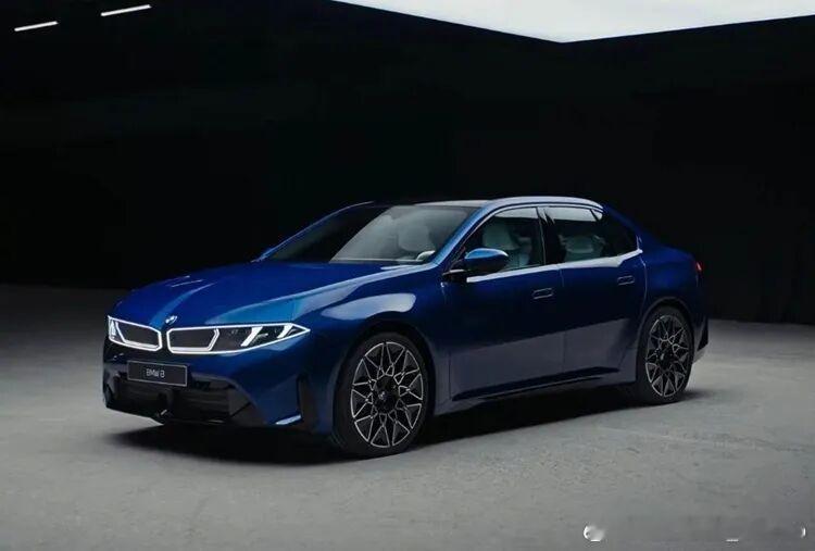 前两天在村里，出来才发现本来说好今天发的宝马i3 已经提前泄露了，宝马你不讲武德