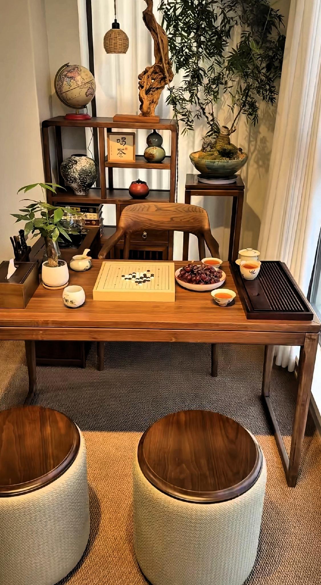 稳，是一个人的顶级能力。

情绪稳，是成年人的修养。
所谓情绪稳定，不是从不生气