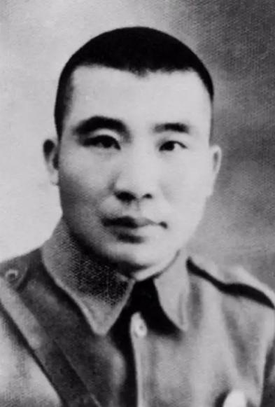 1959年，65岁的李仙洲在功德林一顿饭能吃7个二两重的馒头和五六个窝窝头。
 