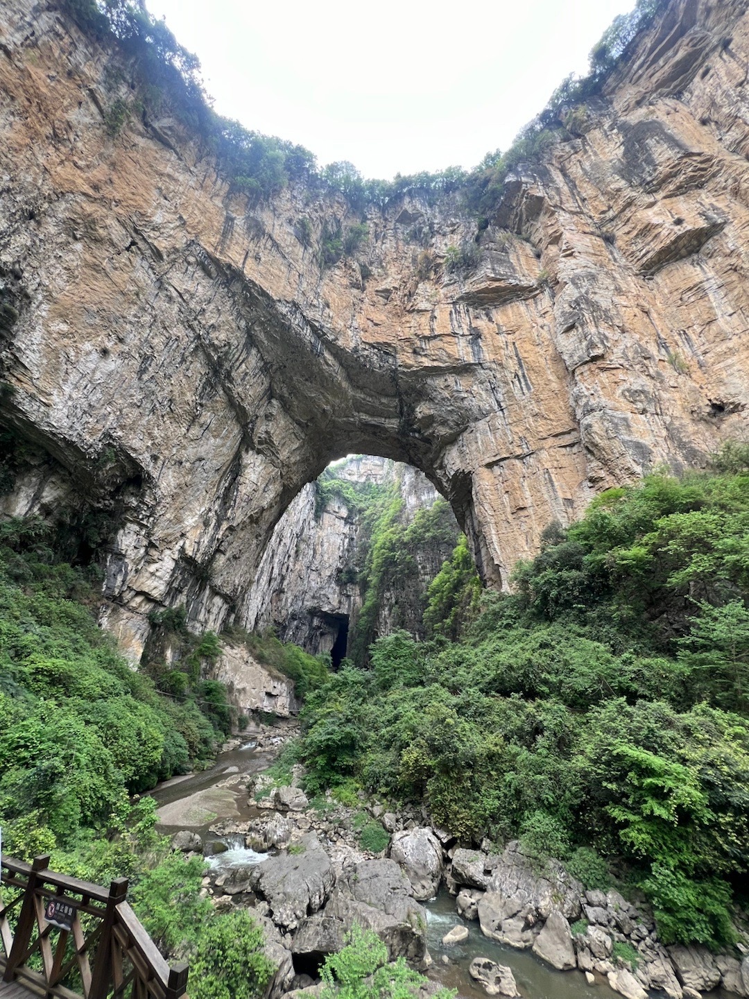 地质地貌篇：织金大峡谷👉黄果树大瀑布，不虚此行，祖国大好河山美！  ​​​