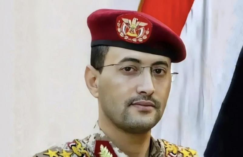 也门胡塞武装发言人叶海亚准将宣布，在今天早晨，成功打击了美国星纳西亚号货轮和英国