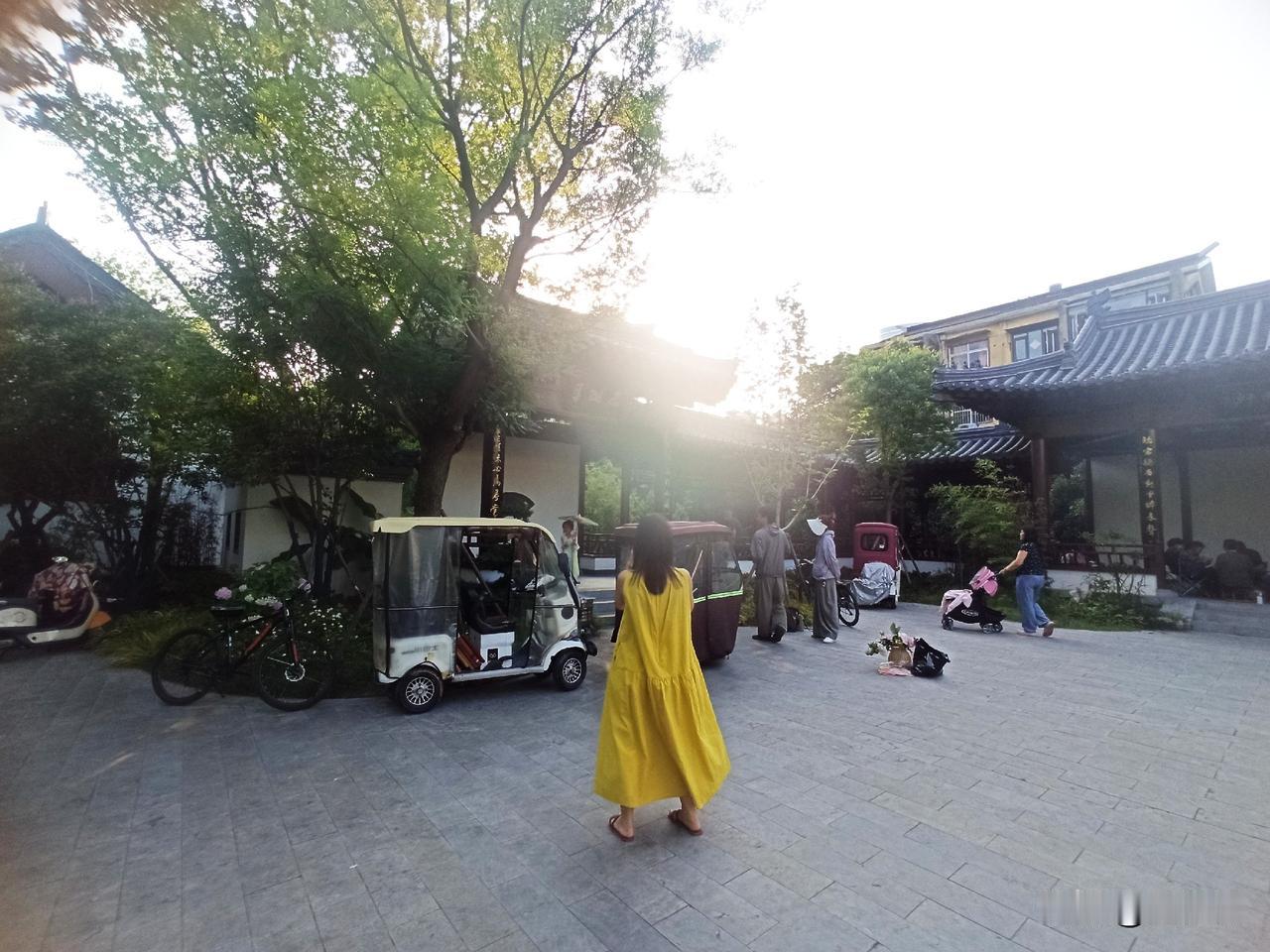 徐州快哉亭公园电动车等可以随便进入？但门口的入园告示上清楚地标明“残疾人专用车和