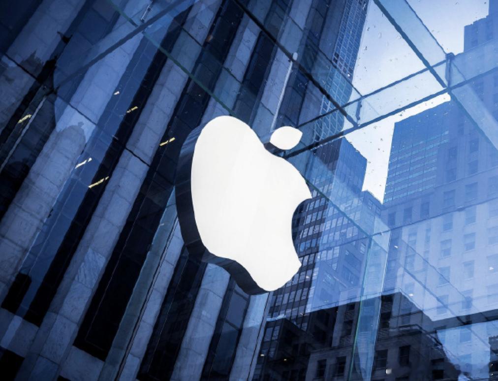 苹果日赚4.03亿美元今天苹果发布了财报，第一财季营收1437.6亿美元，同比增