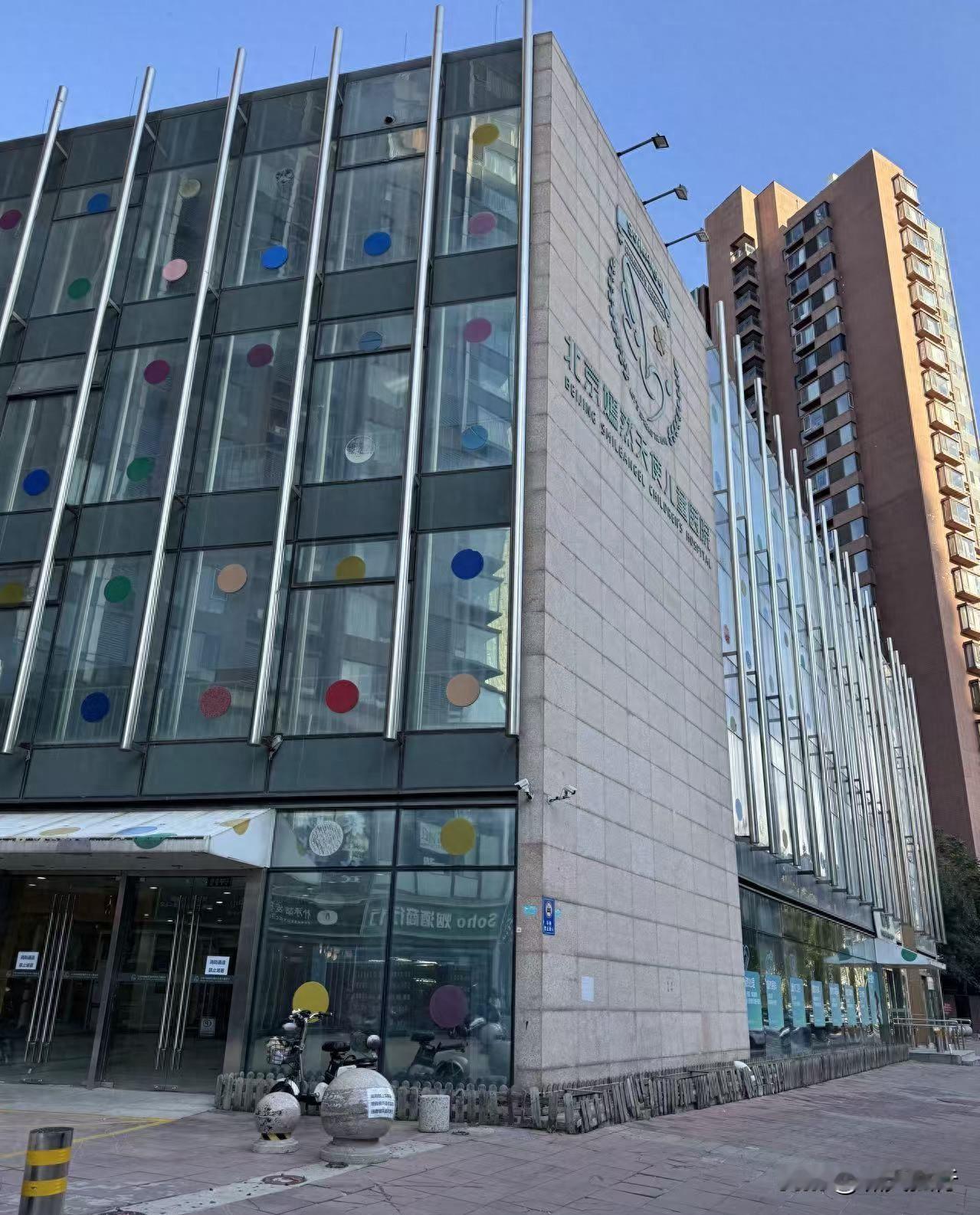 当，李亚鹏对着镜头，说出“已经与内心和解”这句话时，没有一丝一毫的抱怨，但我分明