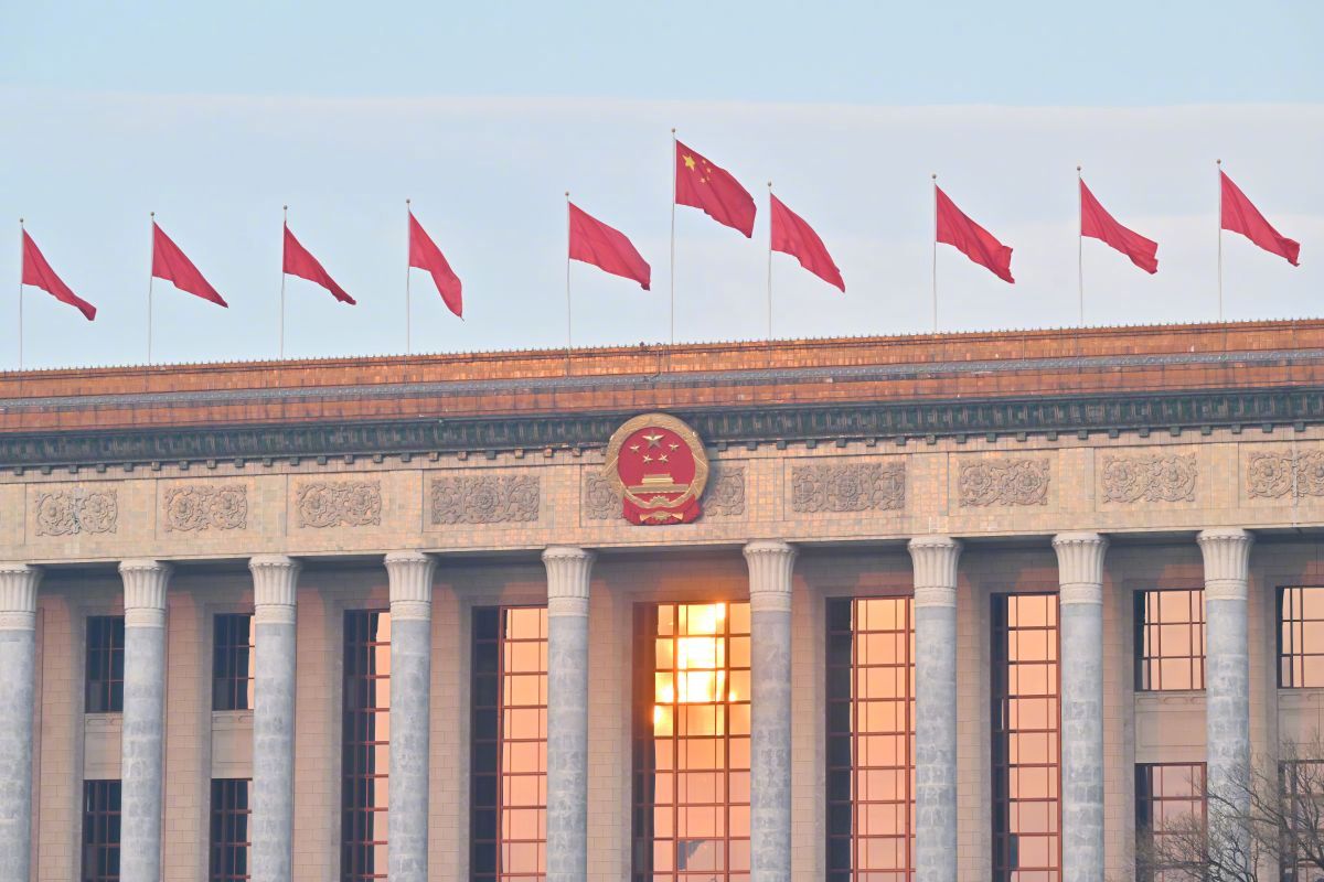 【#世界看两会# | 中国将积极引领全球气候治理】英国“碳简报”网站3月6日刊登