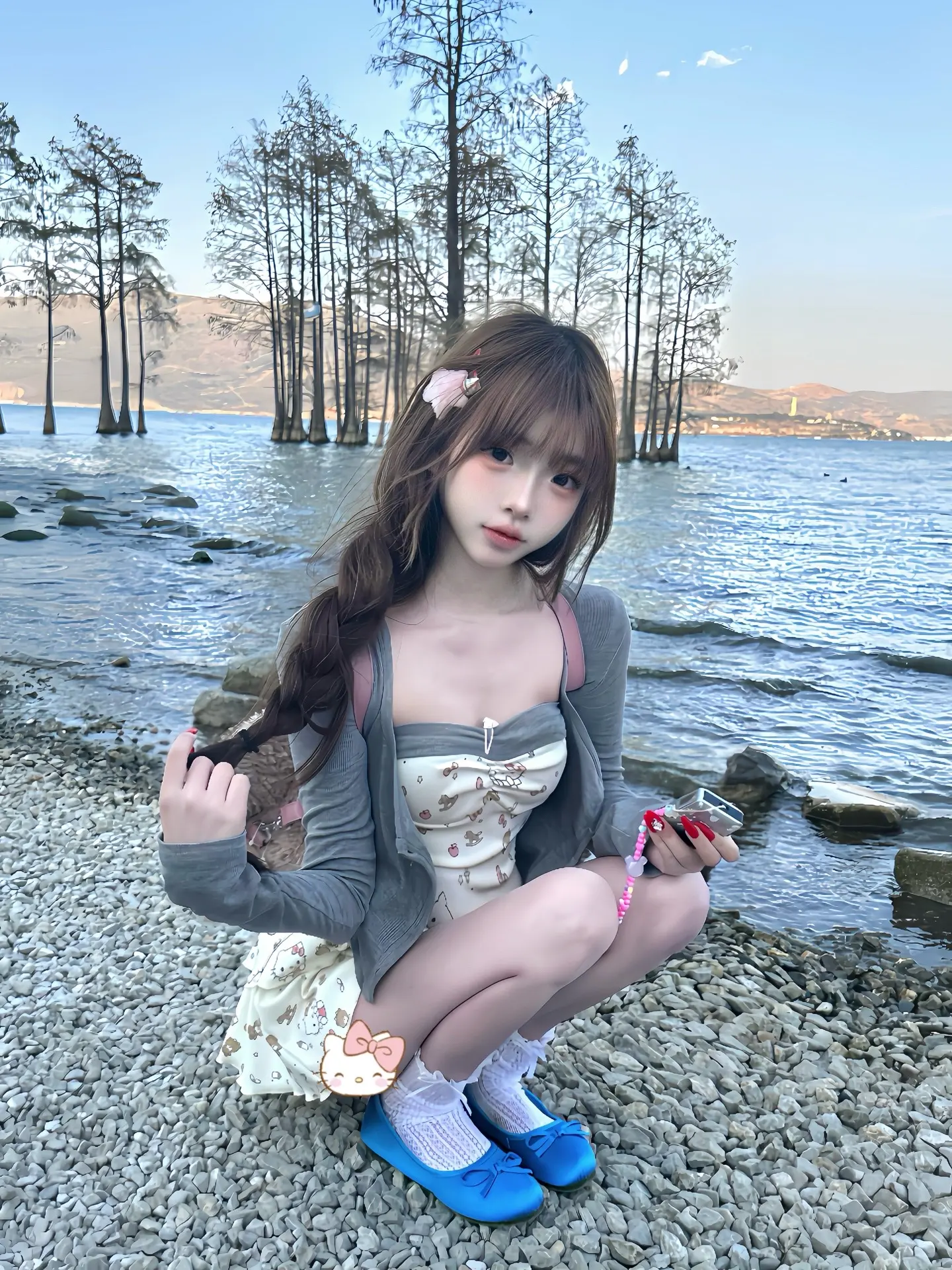 等我们足够了解彼此 一起吃够五百顿饭 我再告诉你我左耳耳洞的意义.