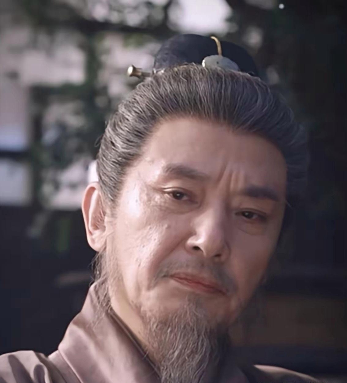 第一次在一位老年人脸上看到“漂亮”这两个字。 ​​​