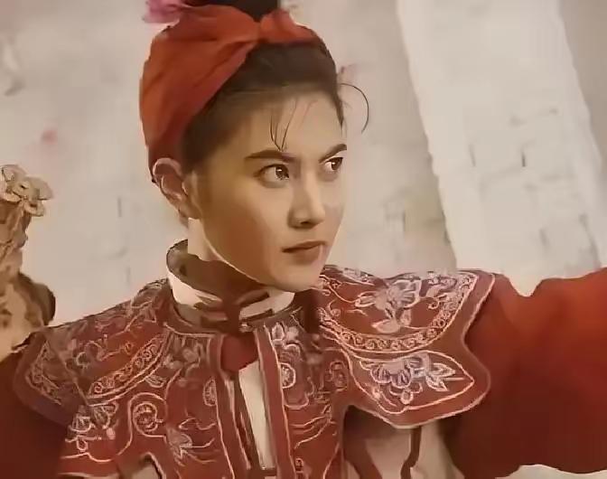 滚烫沥青浇脚也不肯低头，百年前这位女英雄，看完让人泪目
 
1900年天津陷落，