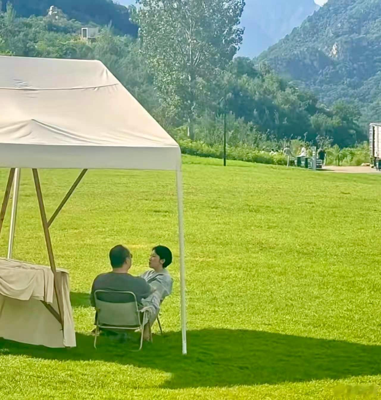“窦唯时间”，还是最喜欢有说有笑的第三张！ 