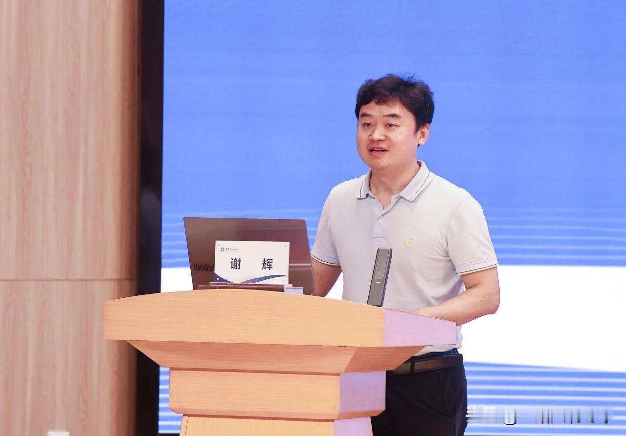 9月13日，晋城市人民医院全职引进衰老与再生医学领域领军学者谢辉教授。
根据协议