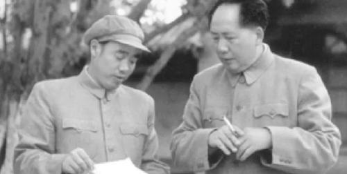 1979年，有人建议保留汪东兴的职位，但是陈云认为，即使他继续担任，全国上下也不