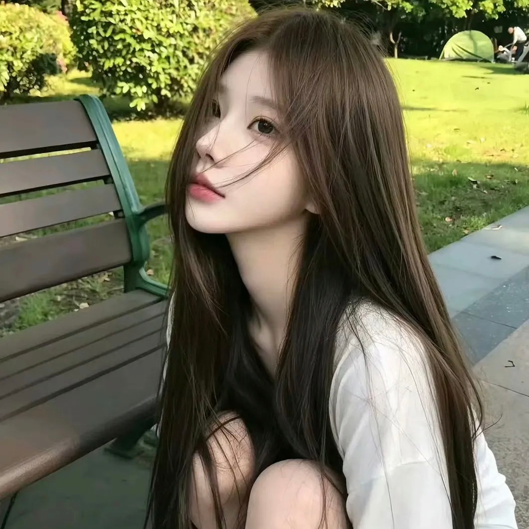 2100wechat 女头‖无水印头像‖好看女头像心是一个人的翅膀，心有多大，世