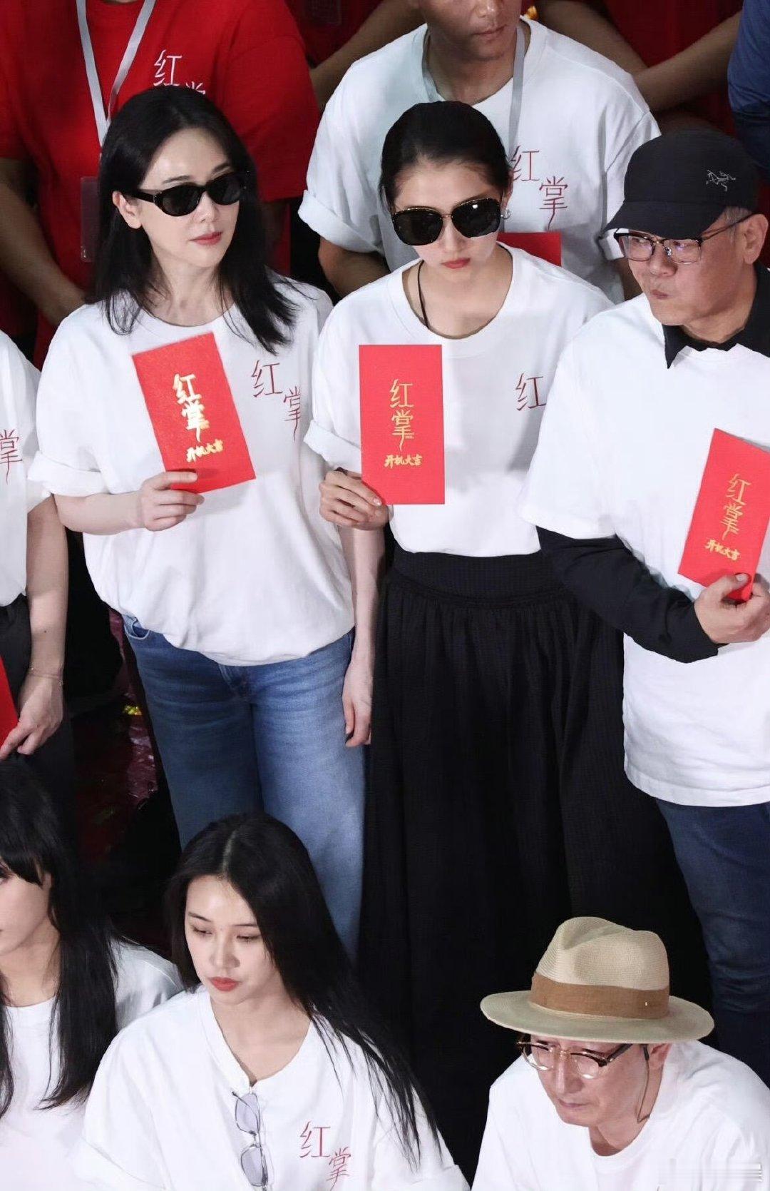 关晓彤红掌开机发言关晓彤开机发言全新悬疑题材来袭！关晓彤《红掌》开机仪式走心发言