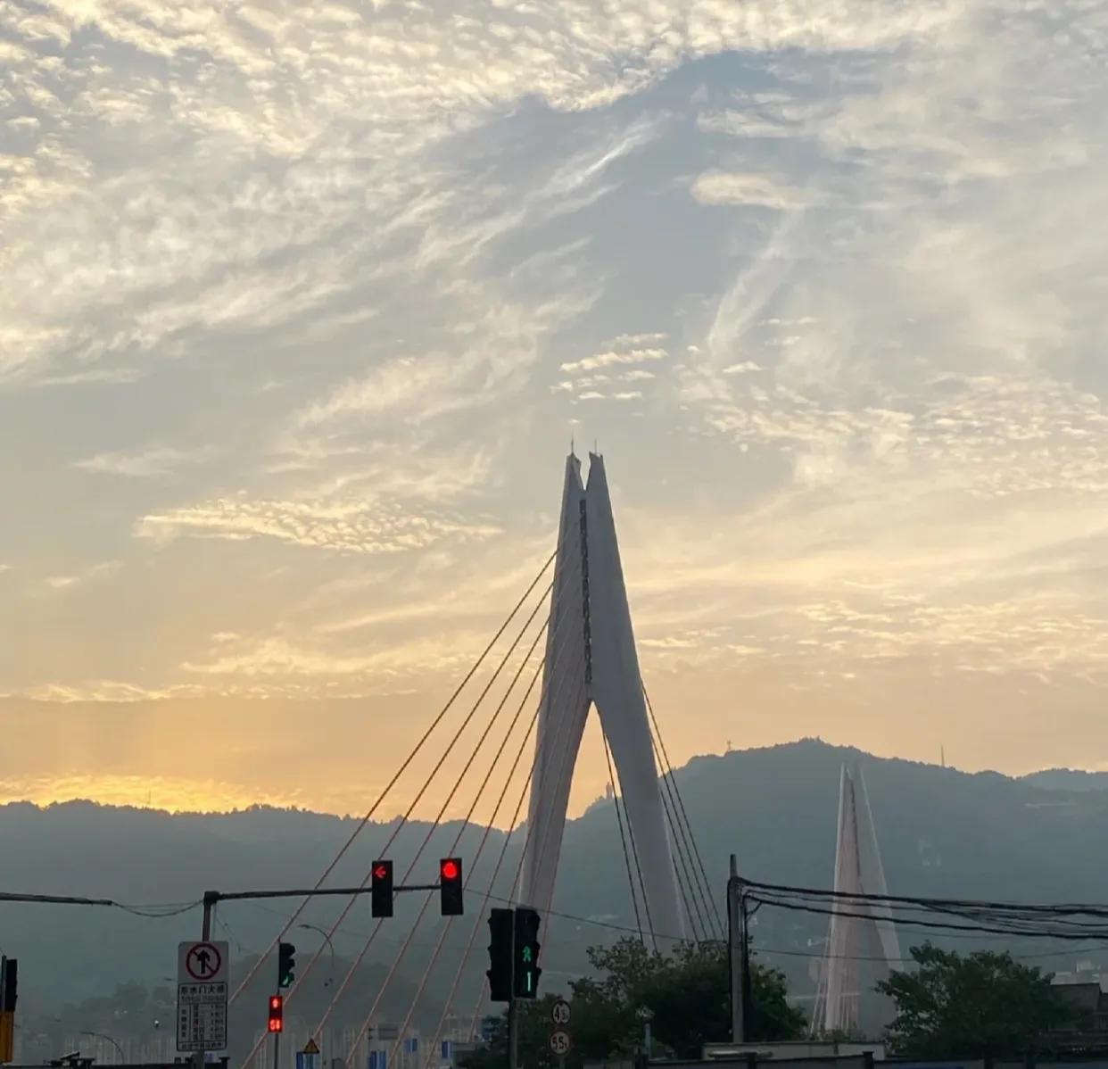 还是建议大家多换工作，因为这样就可以！！！

能引领你探索世界的无限维度。若仅固