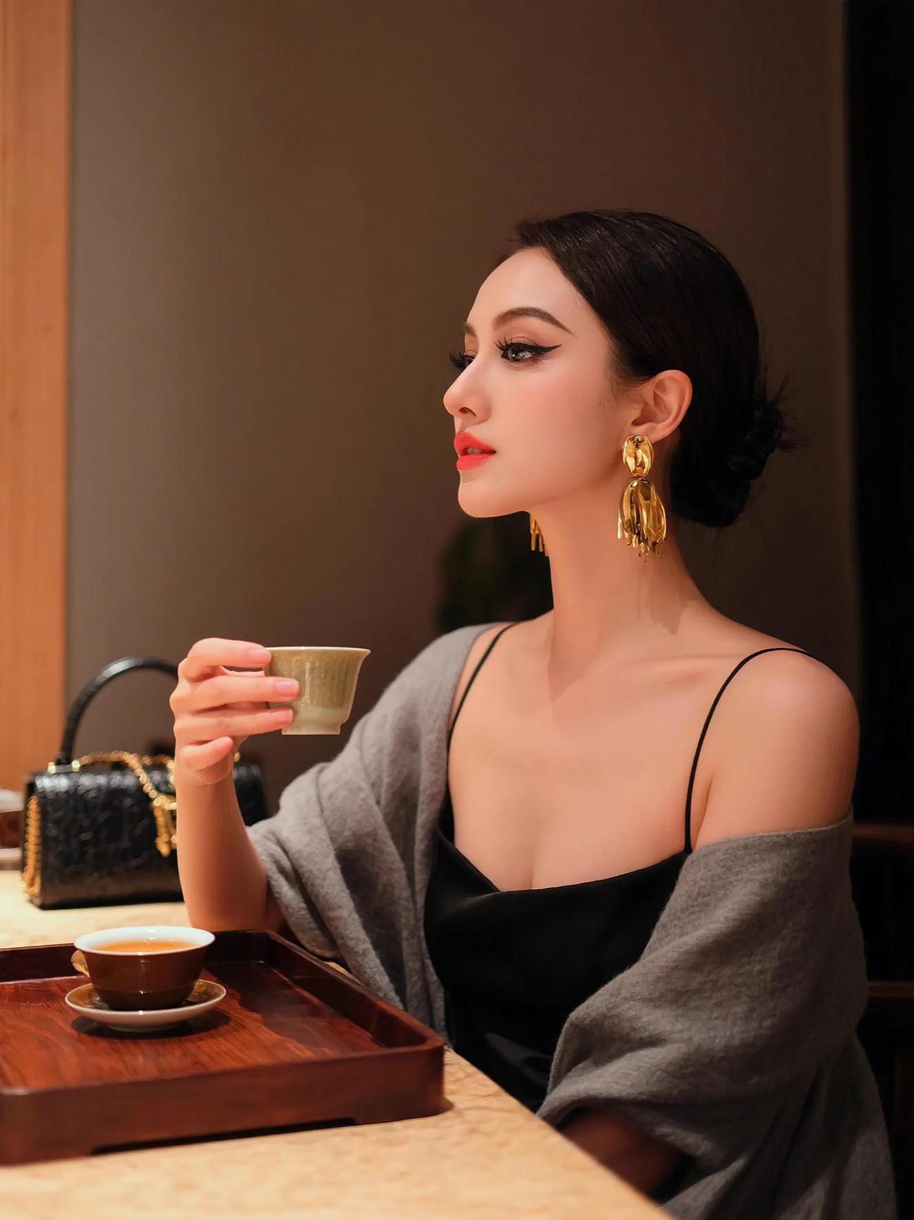 AI优雅氛围感写真   混血