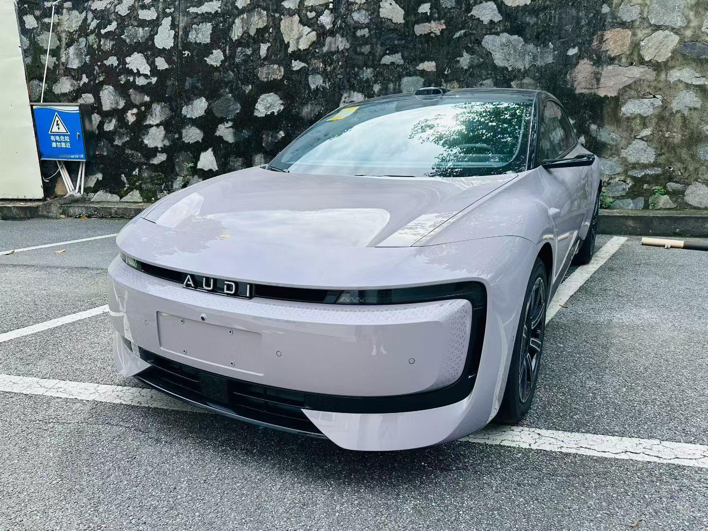 这个价格，要奥迪E5还是要小鹏P7？万元权益后奥迪E5进入22万级 ​​​