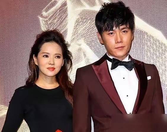 伊能静自曝：十多年的婚姻里，我从来没有在秦先生面前换过衣服、上过厕所，男女有别，