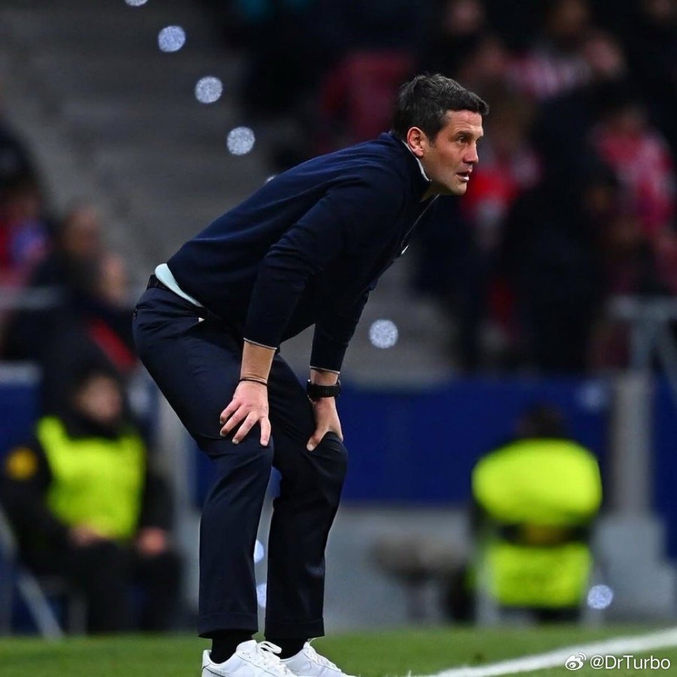 国新网等媒体：赛后 马洛塔与凹凸走进了更衣室 与齐沃进行了交谈马竞2比1国米吉梅