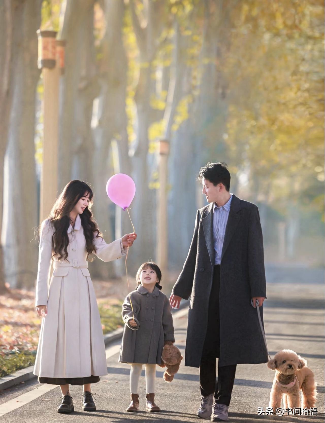非常现实的一段话："只要你带娃去过三亚、迪士尼、环球影城，你就明白，穷人所谓的富