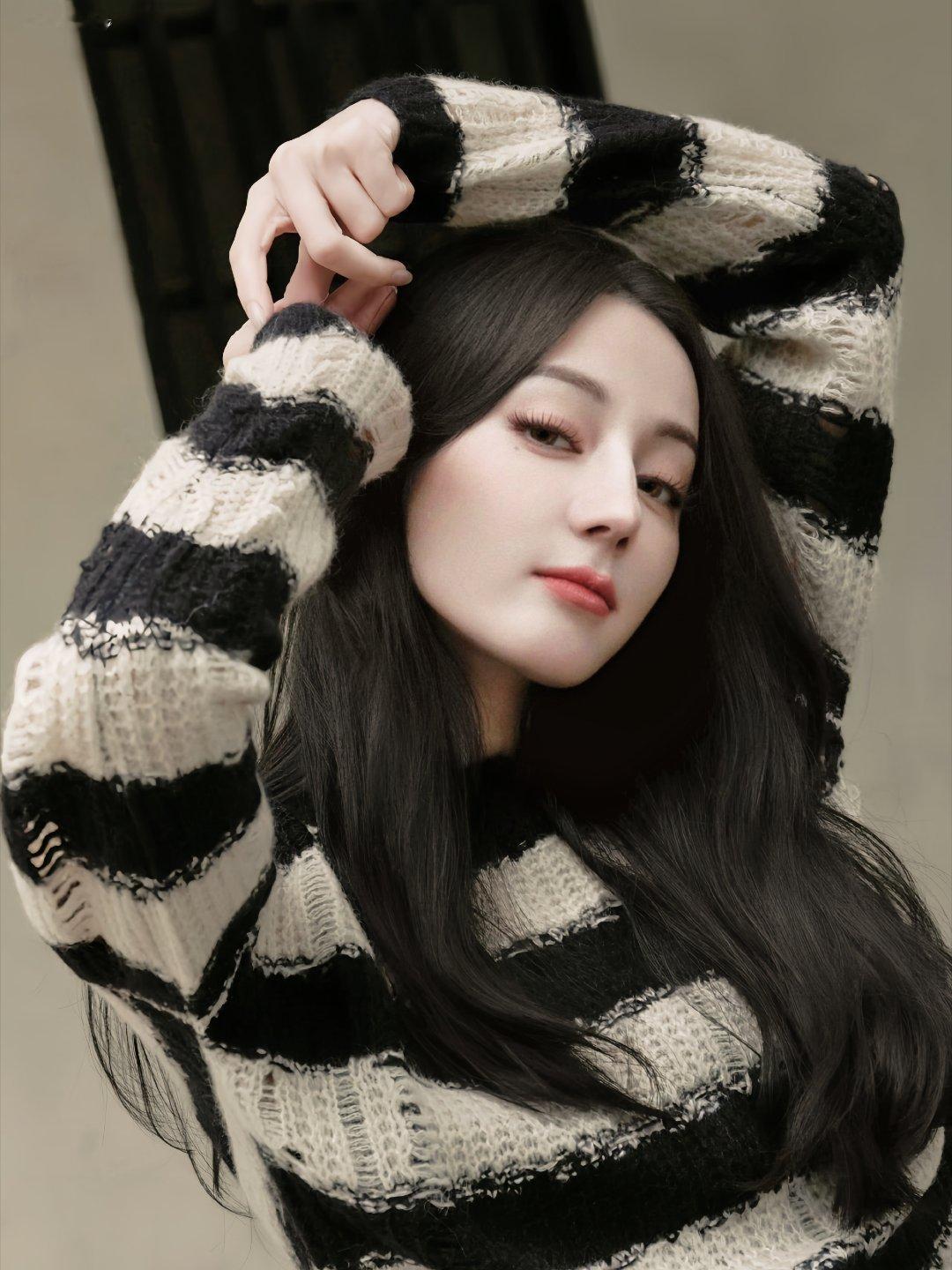 迪丽热巴纪云禾dlrb 迪丽热巴钰珑  dlrb迪丽热巴功夫女足“山水有相逢，我
