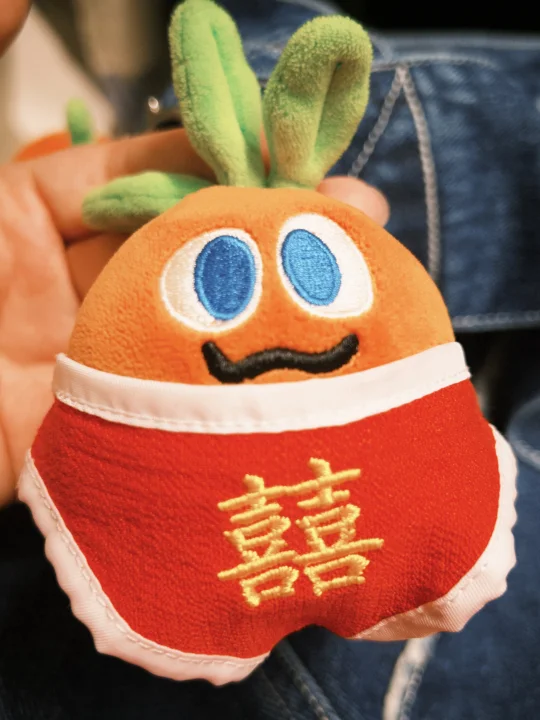 孩子也是穿上新内裤了