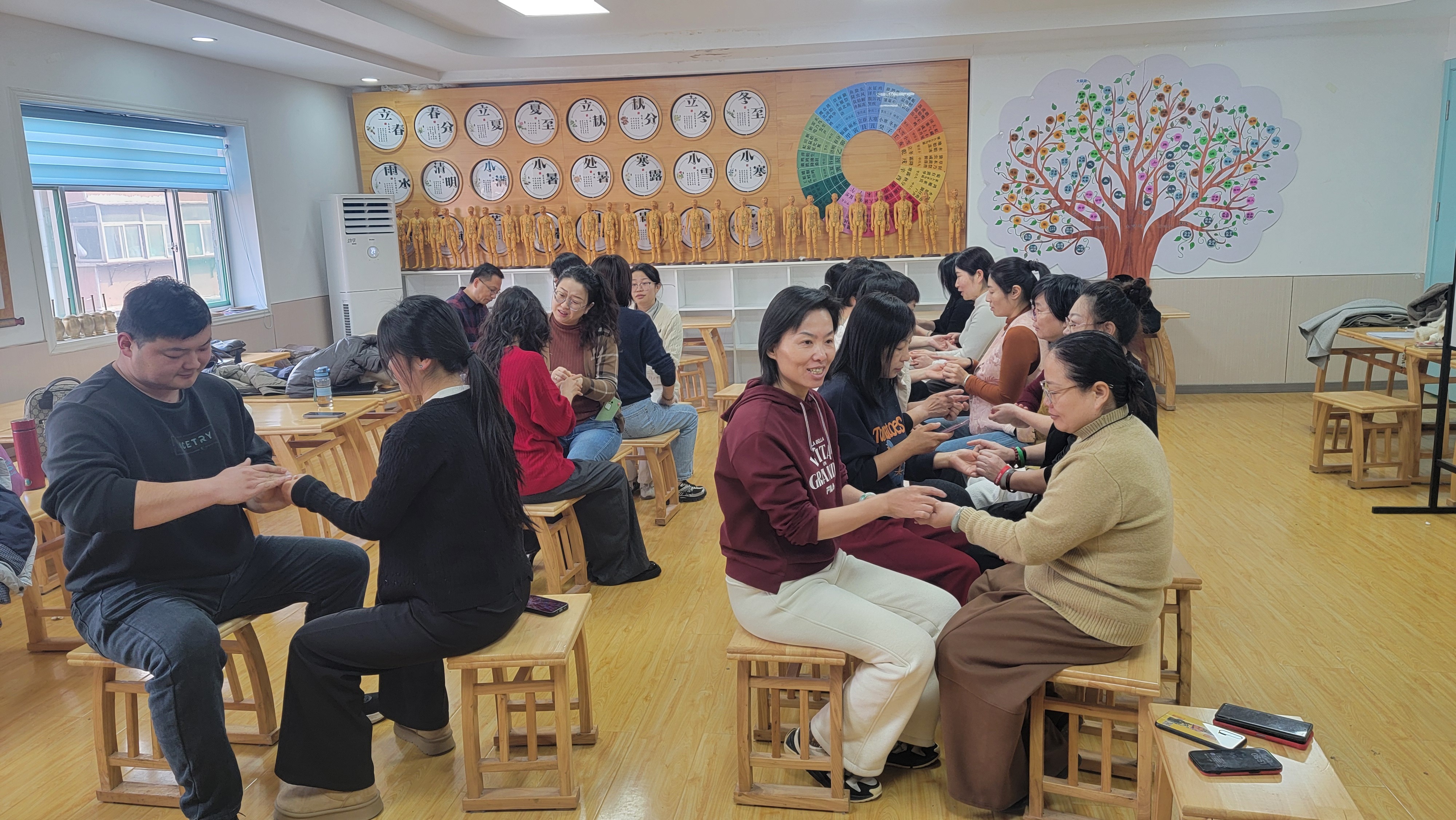 一生很短，不过晨暮与春秋；一生所求，不过平安与自由。 淄博·广成中医