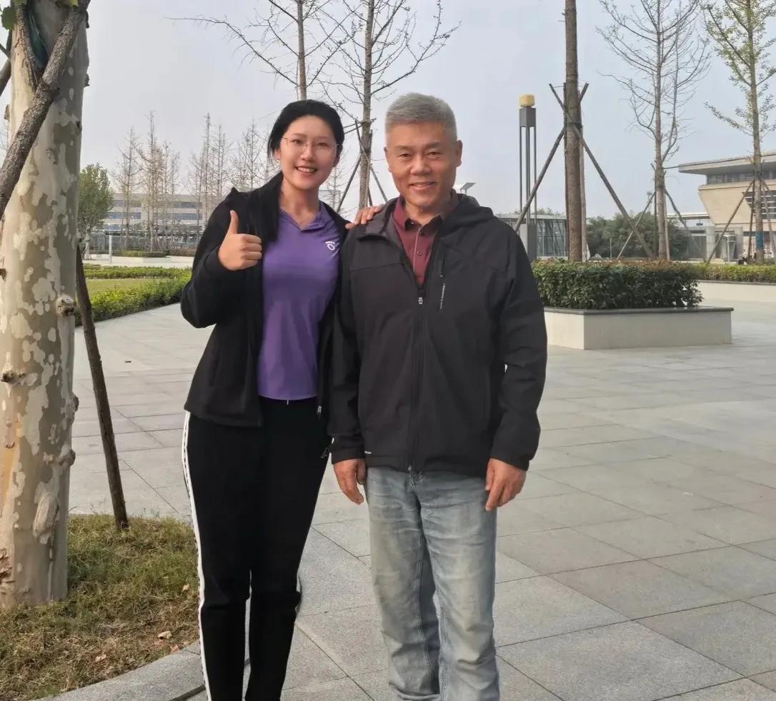 许昌胖东来，中国商超“标杆”，说家喻户晓人人皆知不为过吧！
司马南，网红大V，说