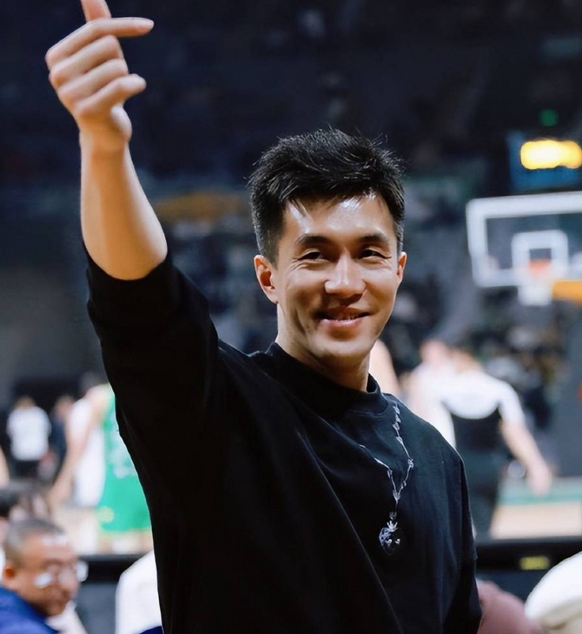 郭艾伦近期将前往北京大学第三医院进行手术治疗。据了解为艾伦手术的将是国内运动医学