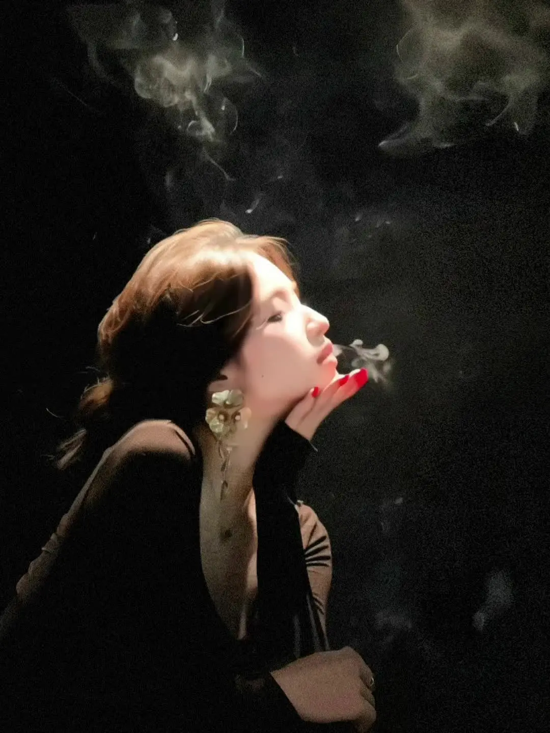 与你眼神对视的时候 我的心脏刚好漏了一拍