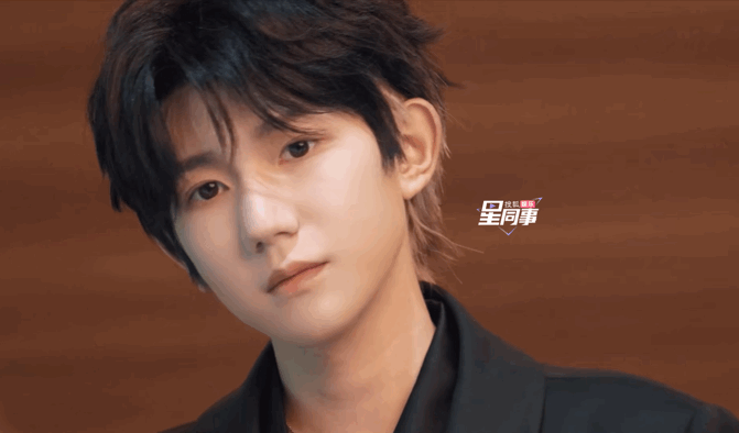 #预言家王源#  我敢说是真买不到，你们的手速也太快了！演唱会好想去看但是奈何自