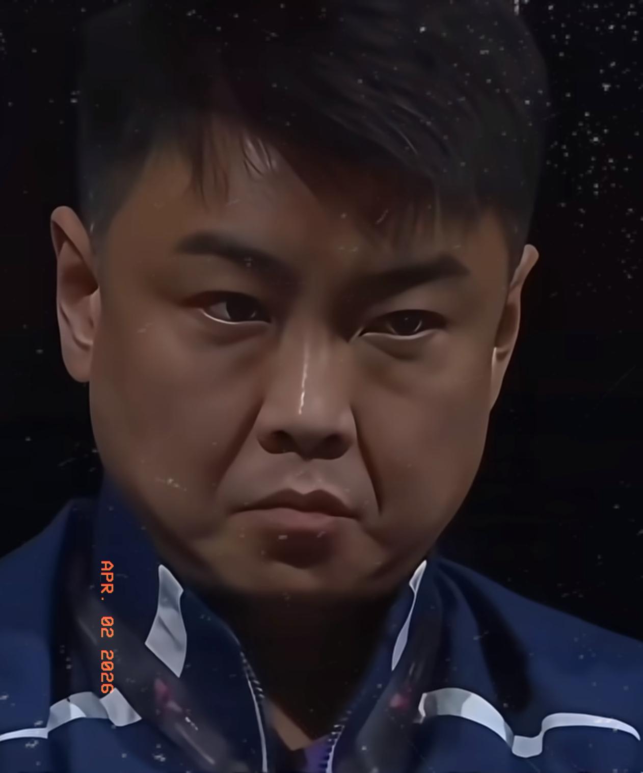 王皓这会儿心里肯定五味杂陈，
他怎么也没料到，
自己手下三员主力，竟然全都输给了