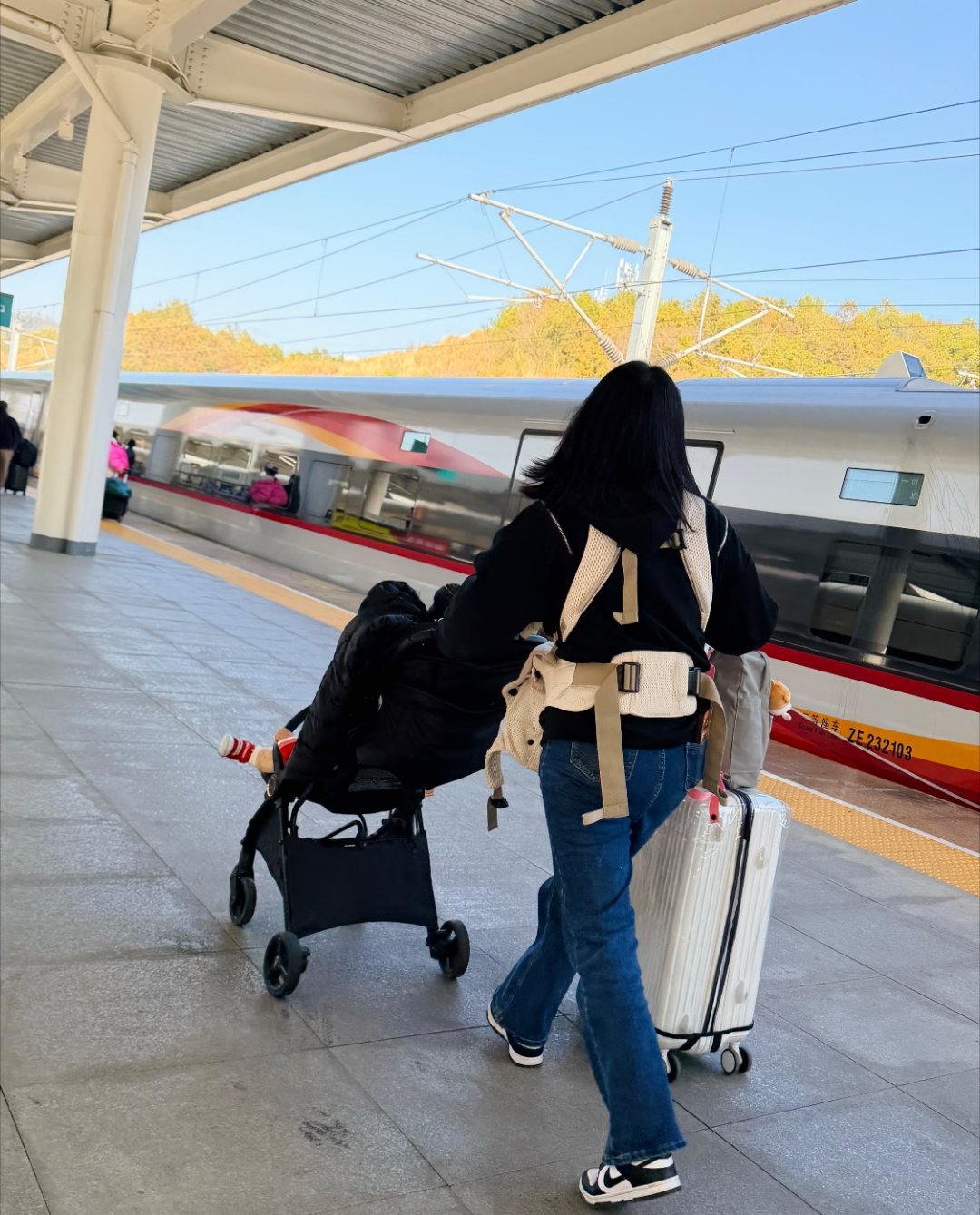 五一带娃出门，累是真累，但值也是真值。平时忙成狗，难得有整块时间陪孩子撒欢。哪怕
