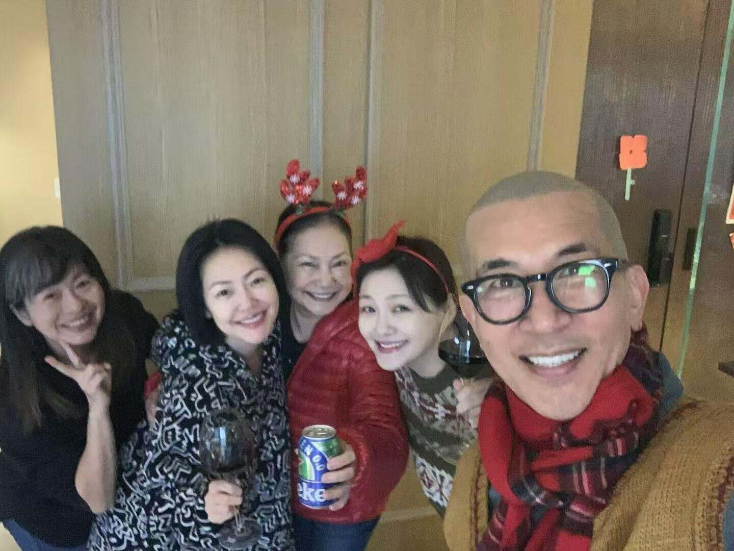 大S和具俊晔共度圣诞，圣诞快乐 