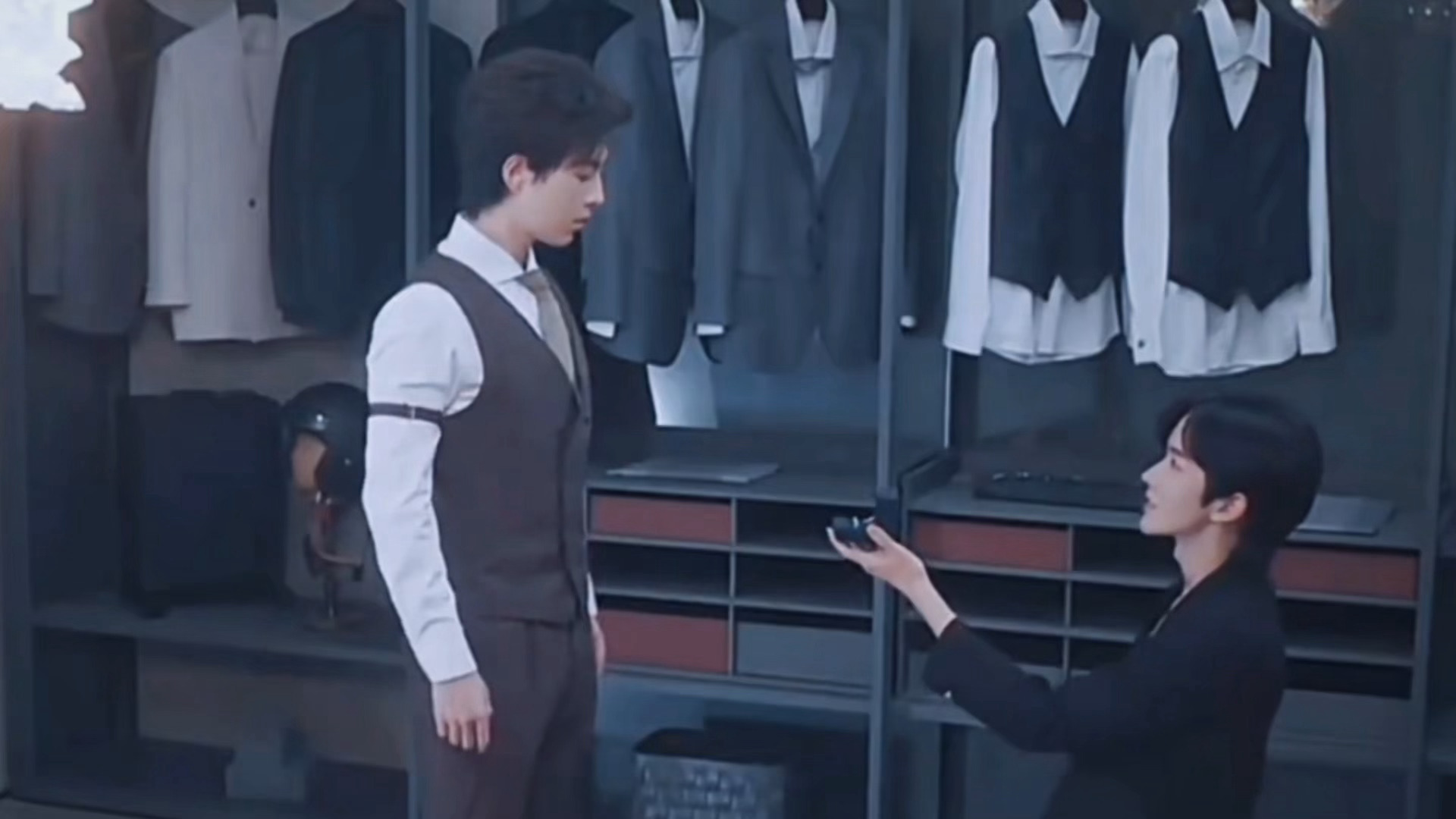 ⭐ 🍁 人们说演员们会和第一个大爆角色命运共振，那么阿星邱邱此刻是你们在命运共