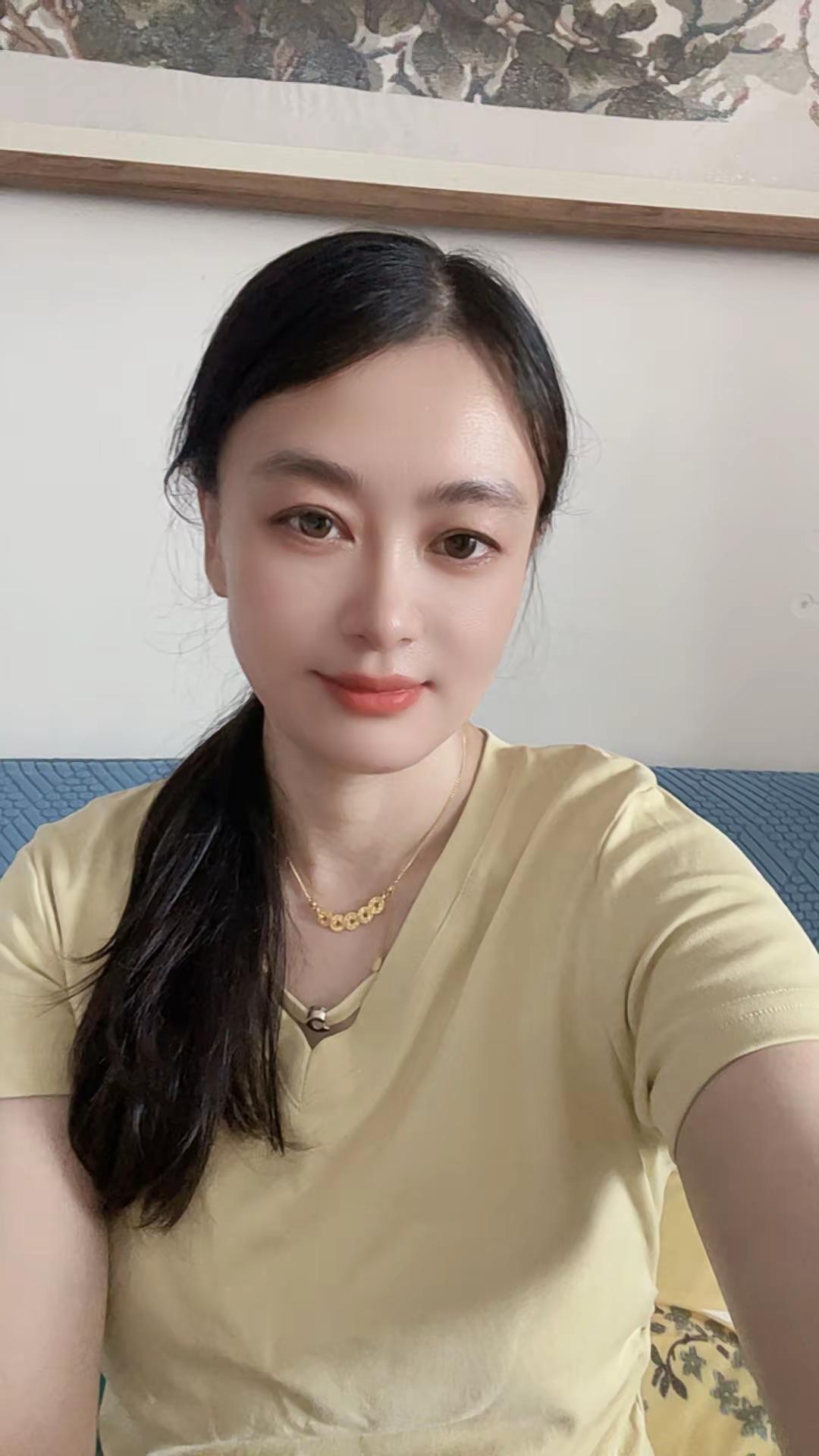 听着任贤齐的歌，瞬间回到了那个听着磁带的年代！