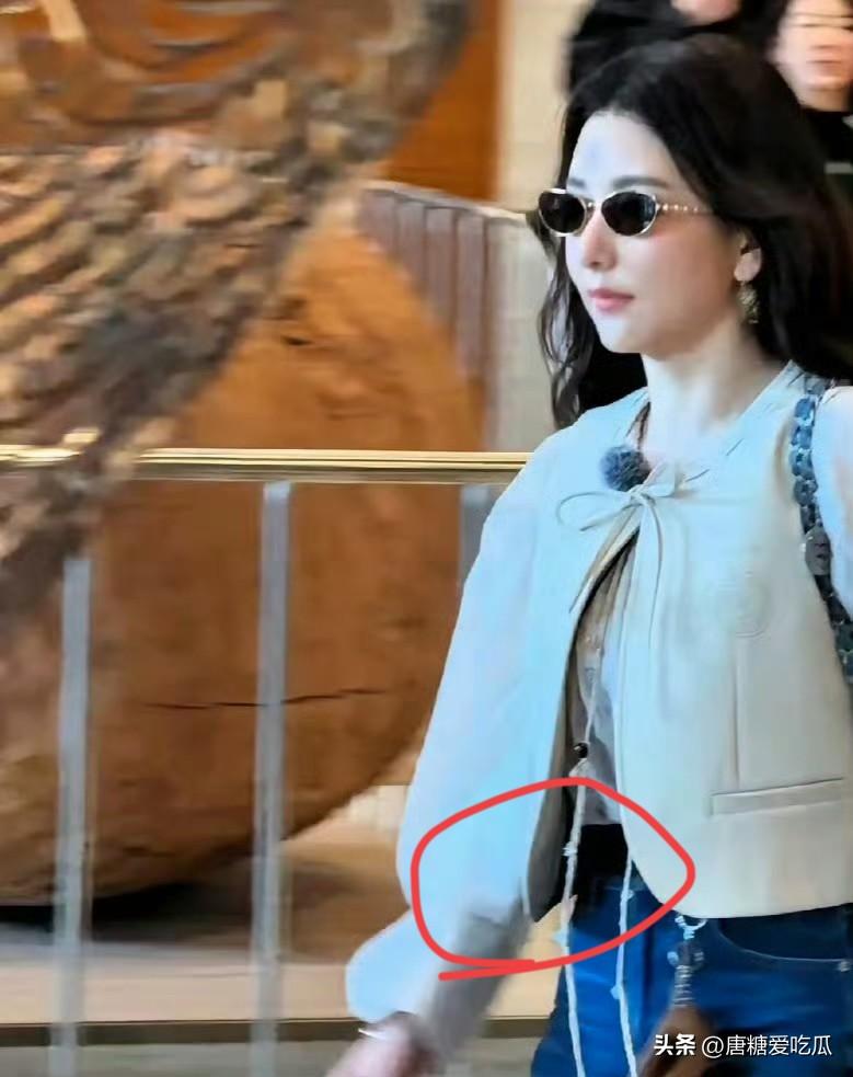 这下好了
不止郭富城粉丝知道
全国网友都知道了，不是方媛趁热打铁怀上了四胎，而是