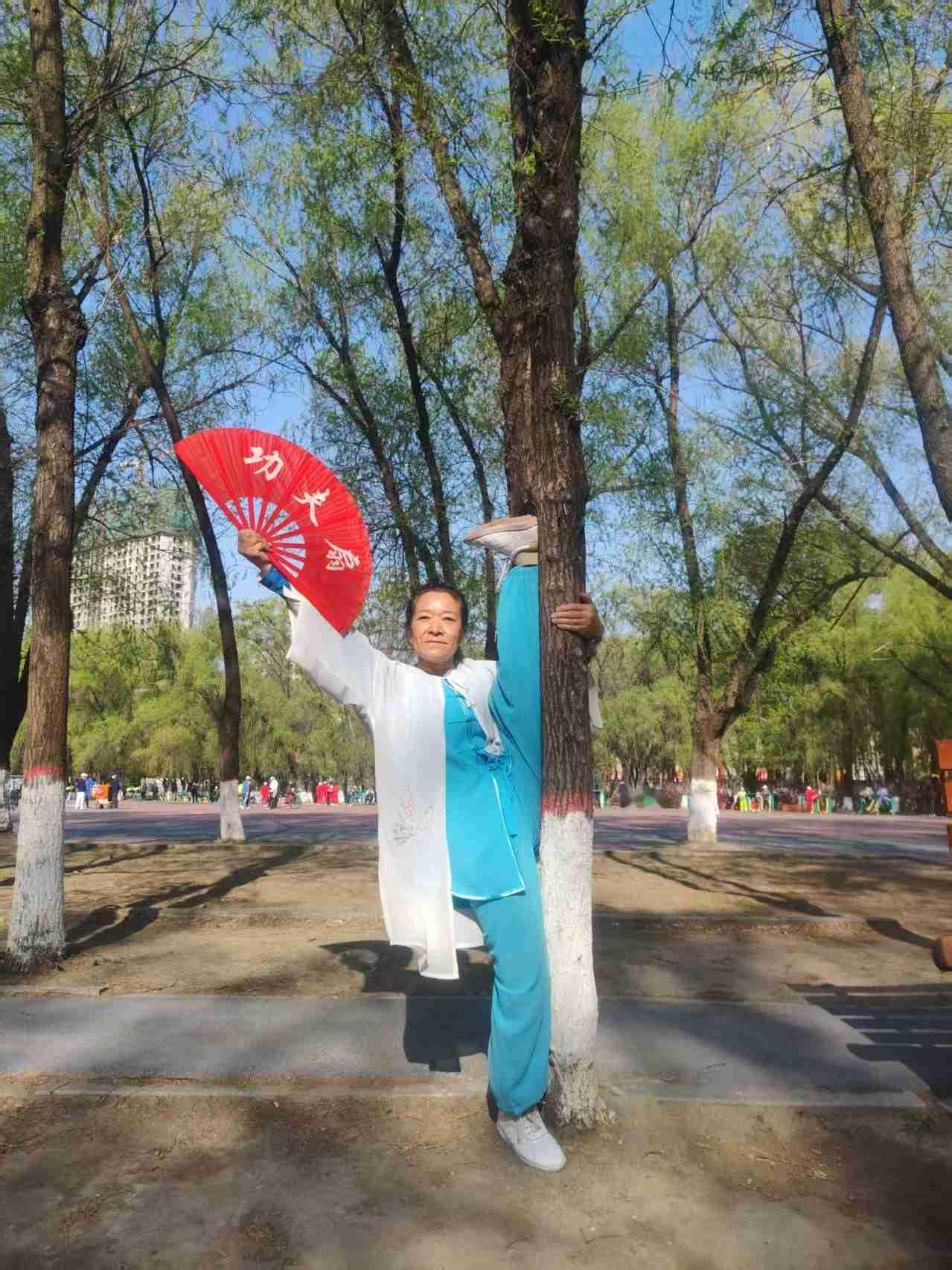 我的今日状态：😁轻松愉快
我这里的天气：☀️晴天
这里是黑龙江省肇东市人民公园