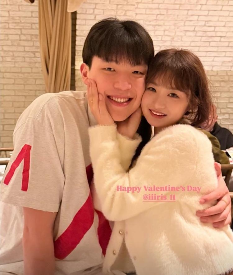 杨瀚森真的太幸福了！
并非因为他刚在NBA夏季联赛有精彩表现，
也不是英语水平有