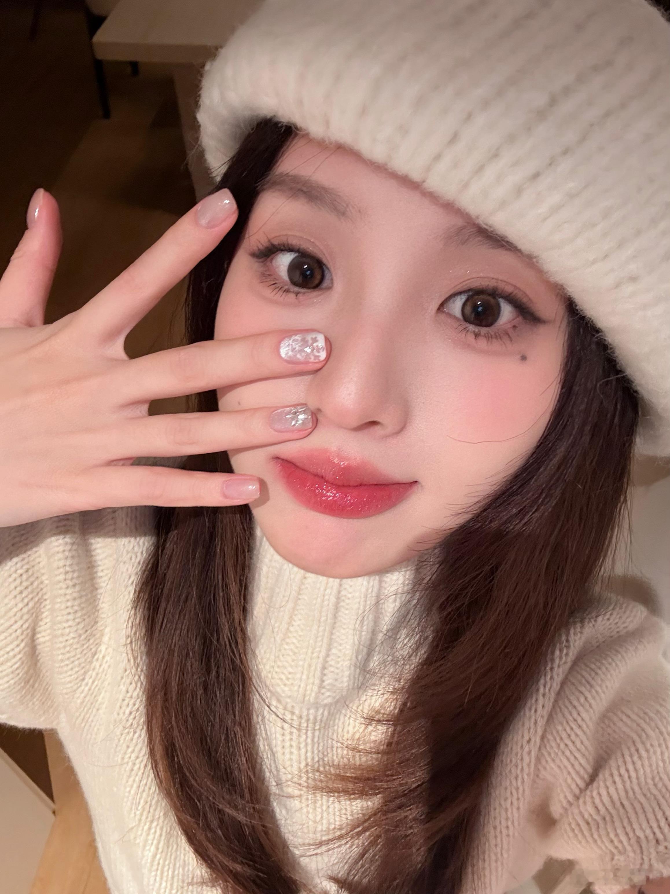 指尖长出小雪花❄️ 