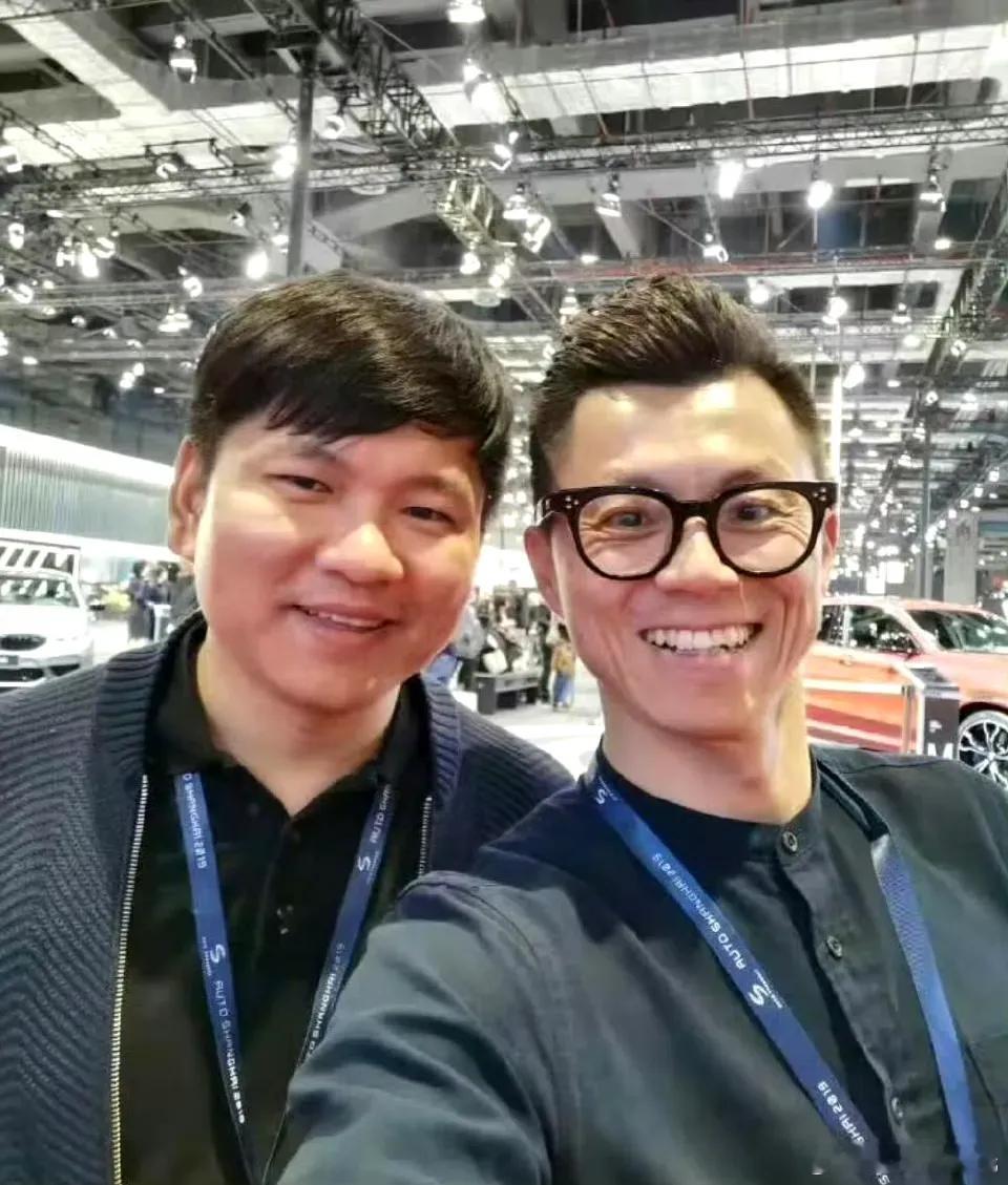 之前韩路 陈震关系挺好的啊…咋现就杠上了[思考] ​​​