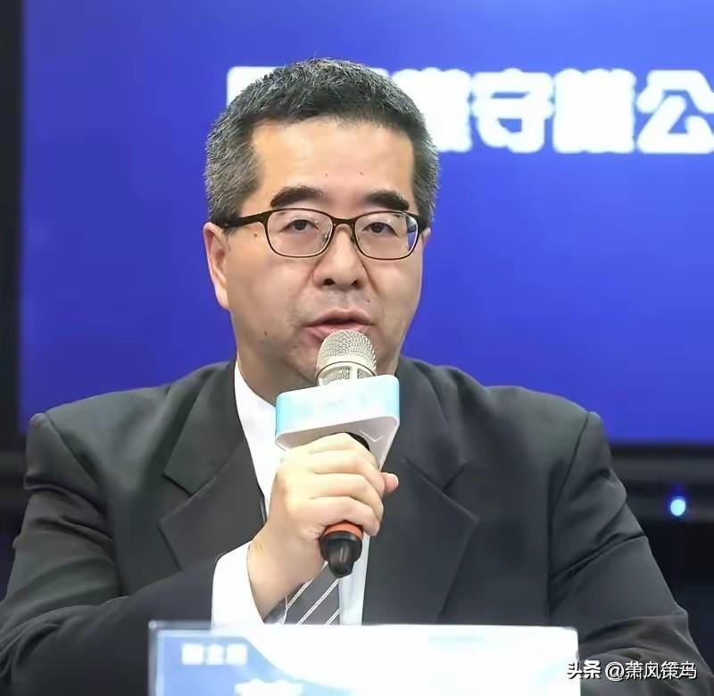 3月16日马英九突然发布声明，官宣萧旭岑早已离职，还特意划清界限，明确对方后续言