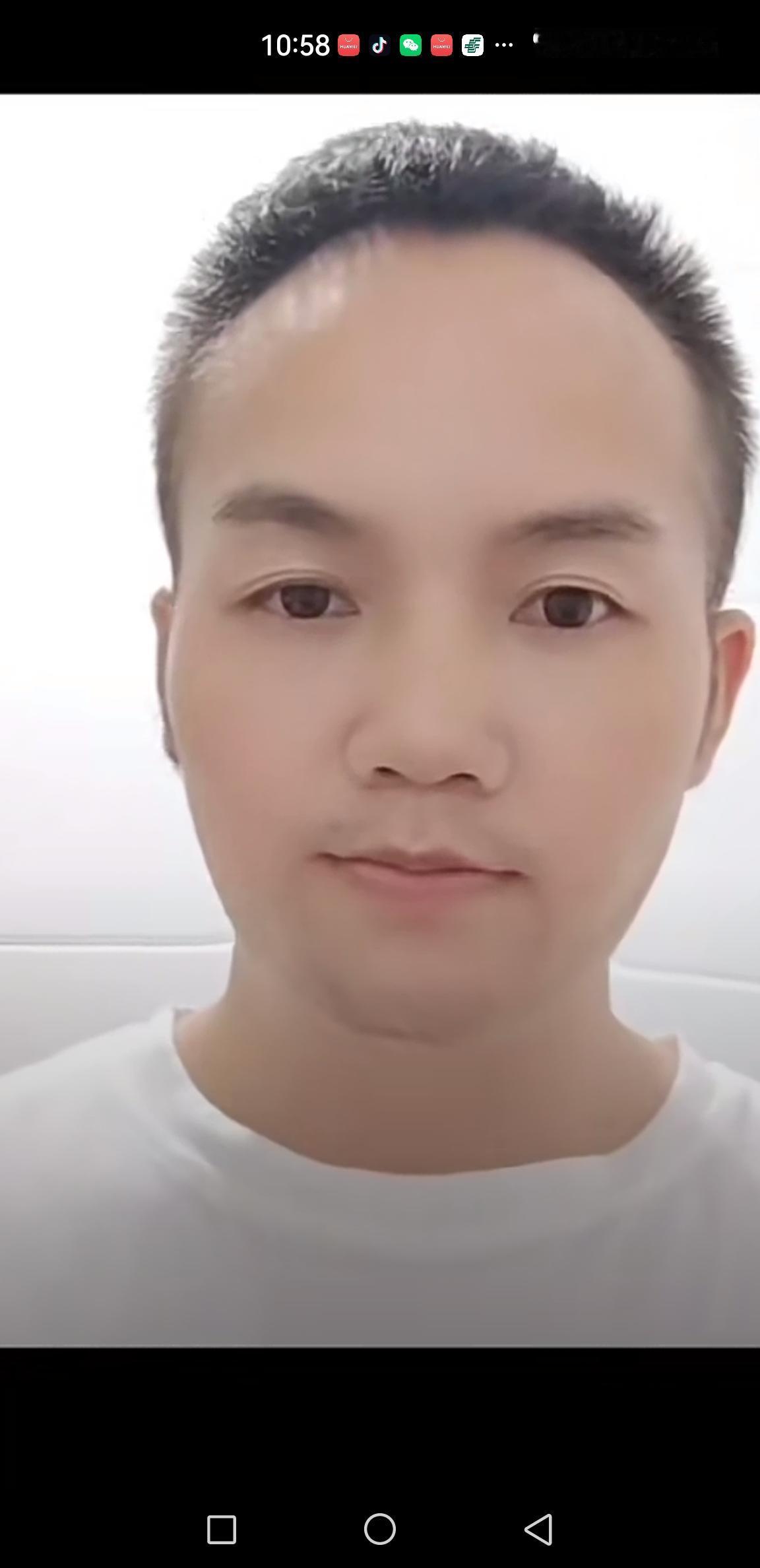 网络人身攻击，绝非正当讨论
 
一群人在网上围攻毛星火，专挑学历、身高、单身等私