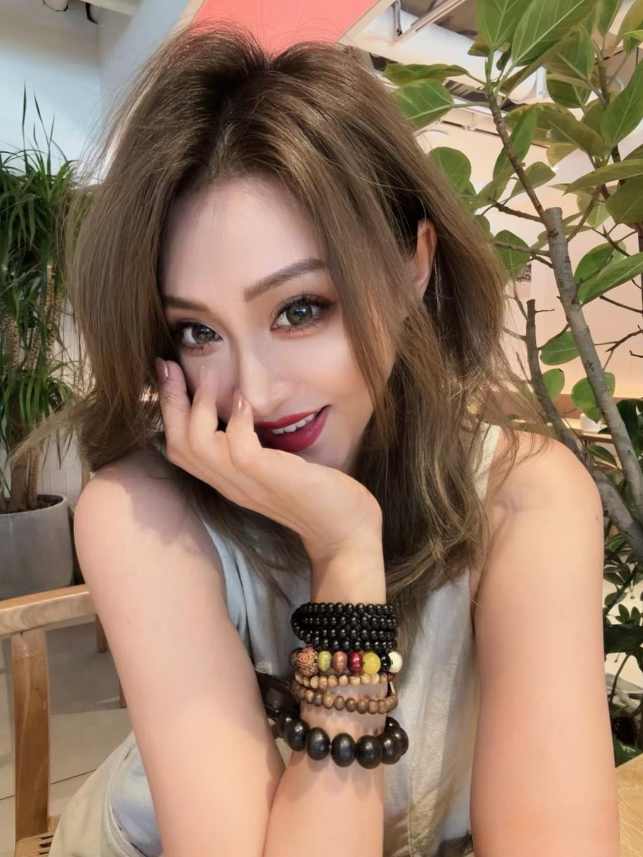 有哪些美女让人过目难忘？