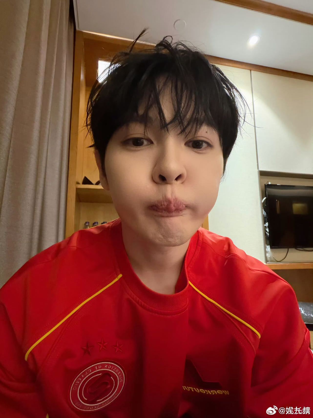 尤长靖最怕看到胖了上热搜尤长靖竟然也有身材焦虑hhhh，我以为只有我每天深陷减肥